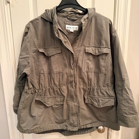 Ava & Viv Jackets & Blazers - Ava & Viv olive green military-style utility jacket. Size 1x